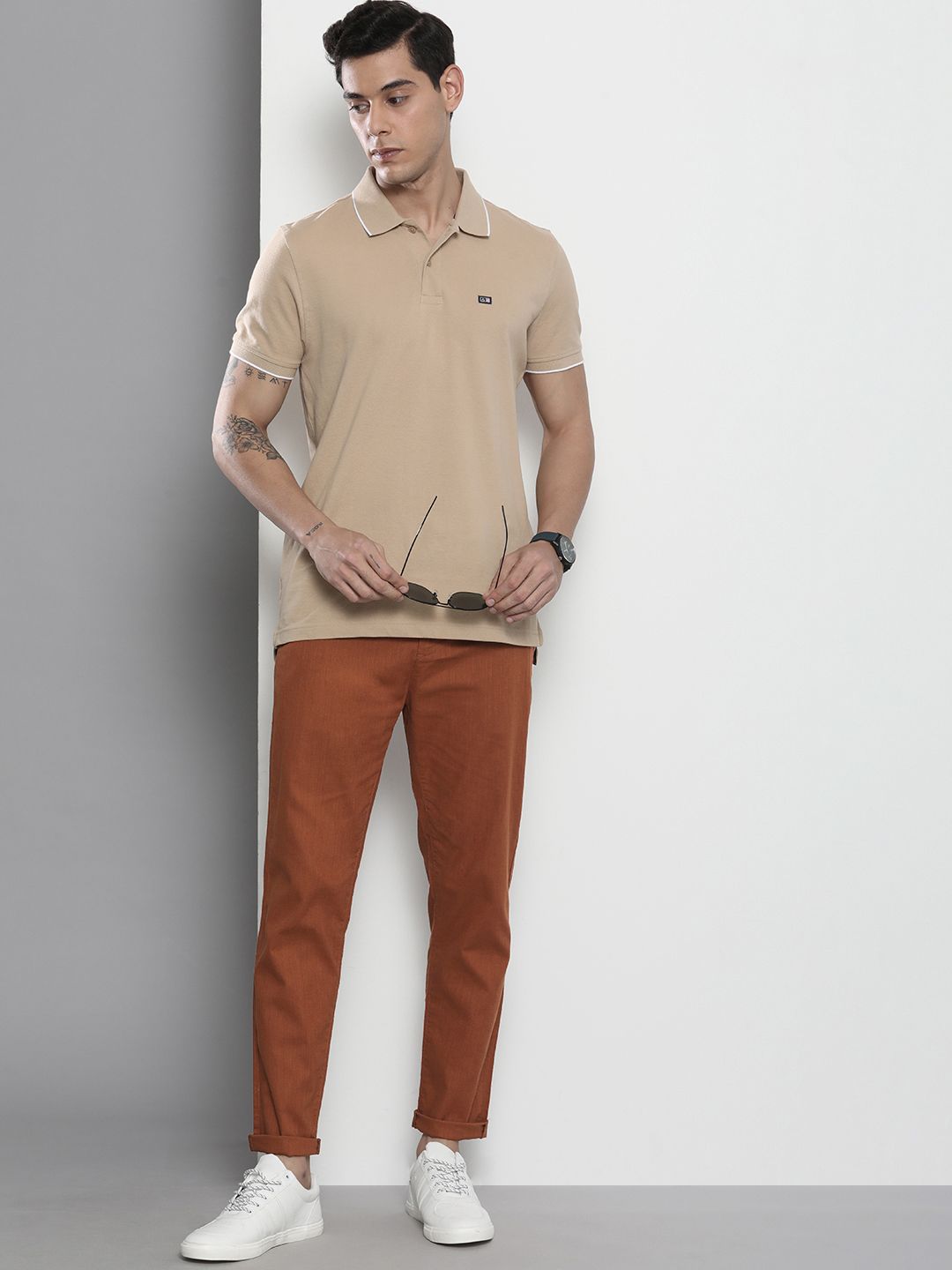 The Indian Garage Co Men Brown Slim Fit Linen Blend Trousers