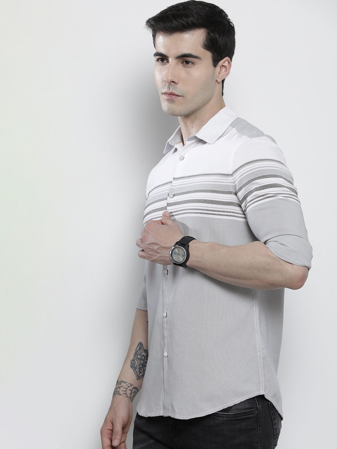 The Indian Garage Co Men Striped Casual Shirt