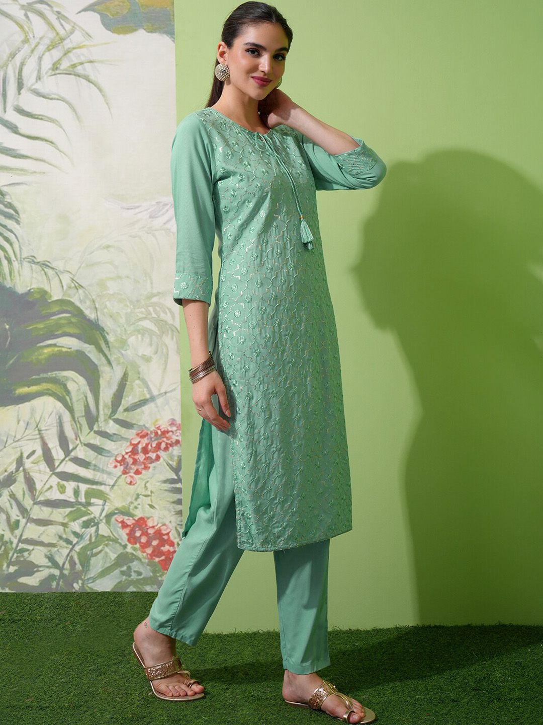 Vishudh Green Embroidered Tie-Up Neck Straight Kurta With Trousers & Dupatta