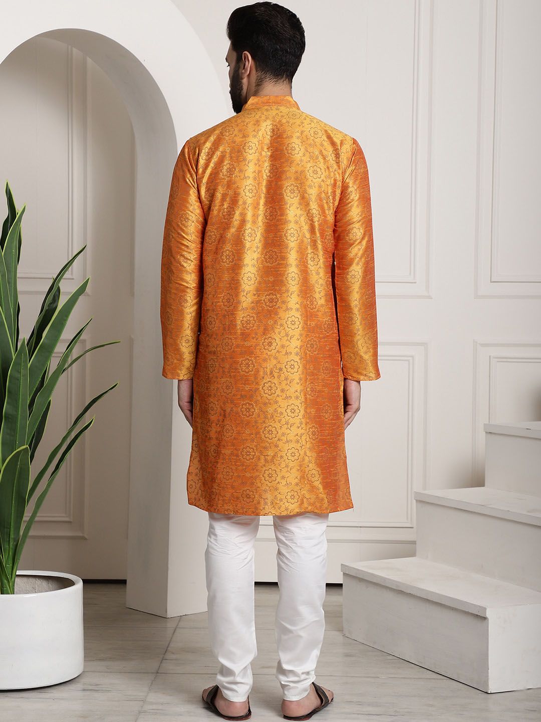 SOJANYA Floral Printed Regular Kurta with Churidar