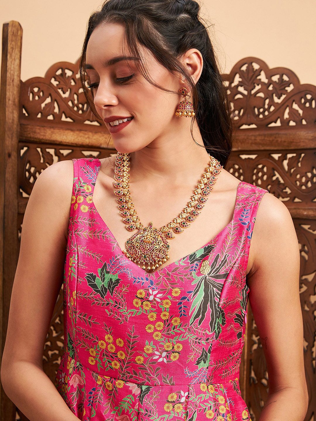 Shae by SASSAFRAS Pink & Green Floral Printed Pleated Anarkali Kurta