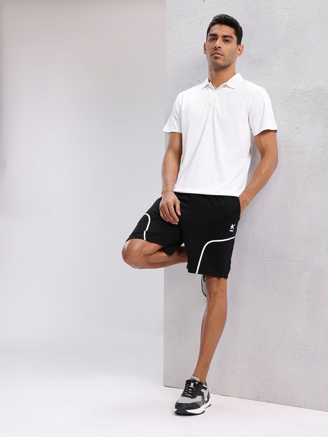 HRX by Hrithik Roshan Men Lifestyle Above Knee Shorts