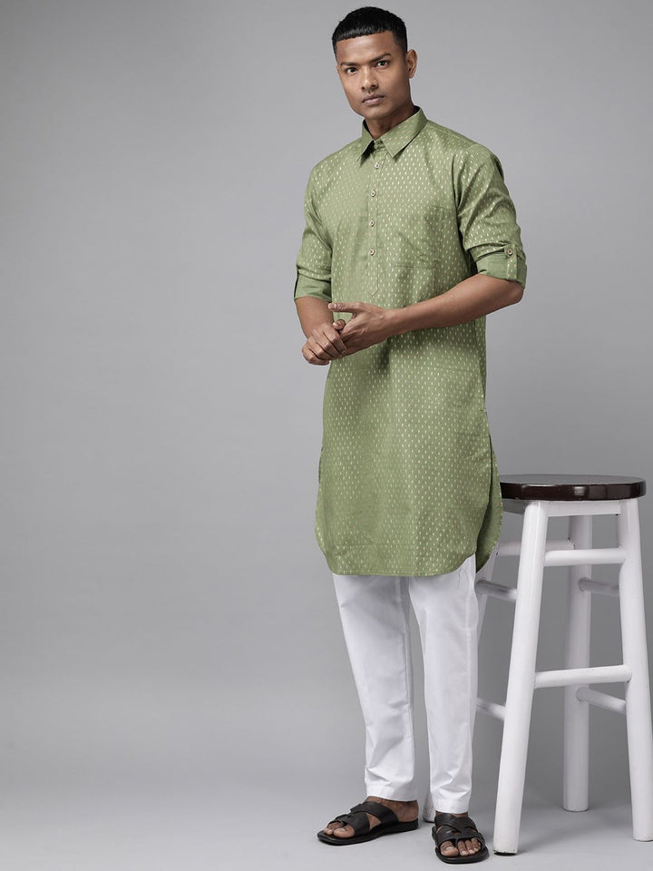 See Designs Floral Regular Pure Cotton Kurta With Pyjamas