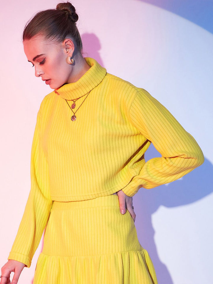 STREET 9 Knitted High Neck Crop Top