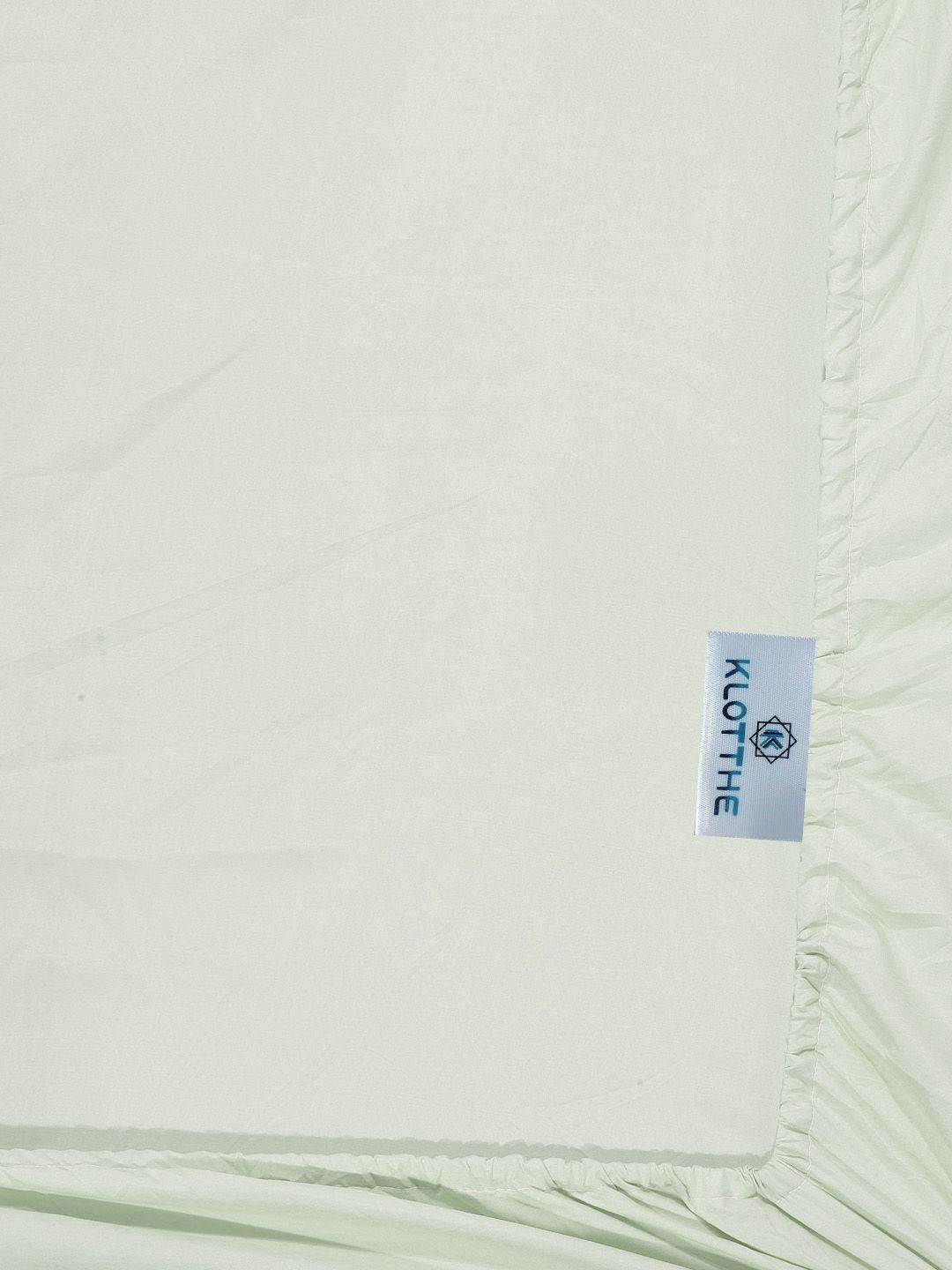 KLOTTHE Hijau Pepejal 300 TC Cotton Blend Dilengkapi Cadar Double King dengan 2 Sarung Bantal