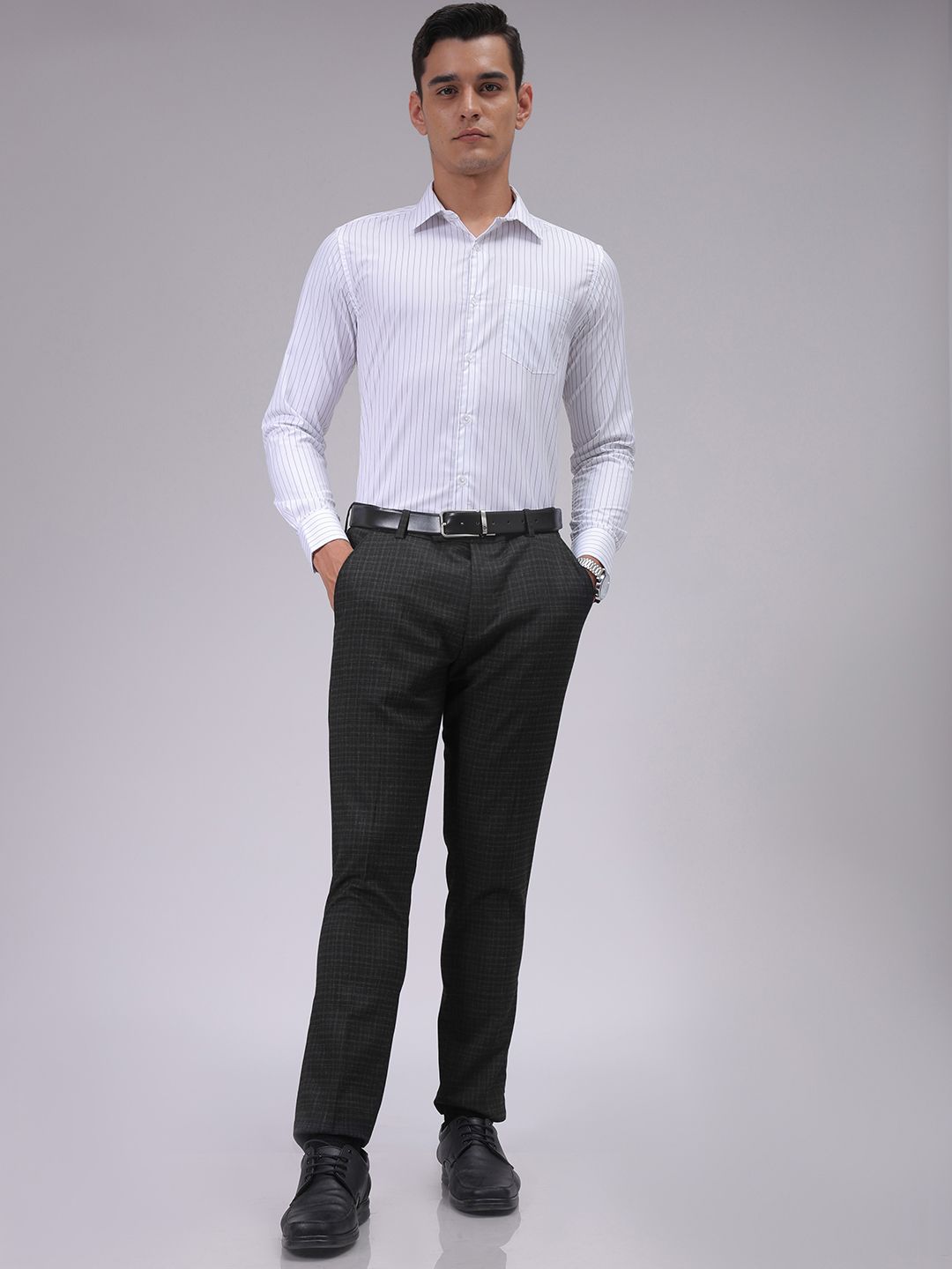 The Indian Garage Co. X Luxe Men Checked Slim Fit Formal Trousers