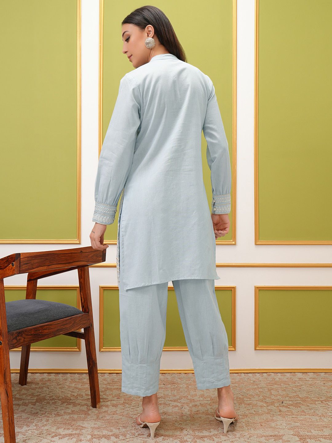 Vishudh Ethnic Motifs Embroidered Regular Thread Work Pure Cotton Kurta with Trousers