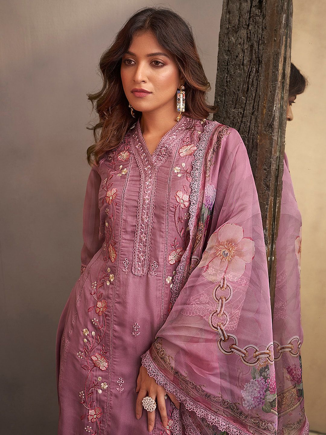 Indo Era Floral Embroidered Regular Thread Work Kurta With Trousers & Dupatta