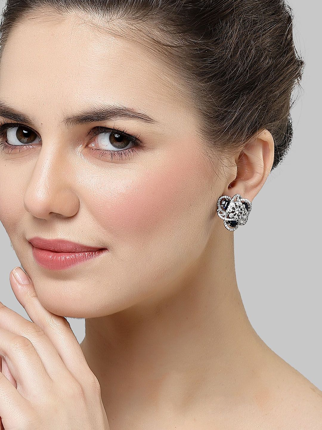 KARATCART Silver Plated Cubic Zirconia Studded Studs Earrings