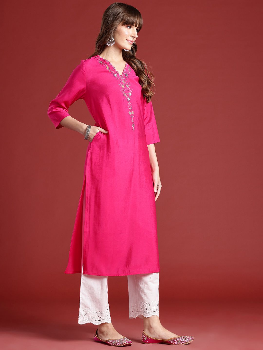 Anouk Floral Embroidered V-Neck Beads & Stones Studded Straight Kurta