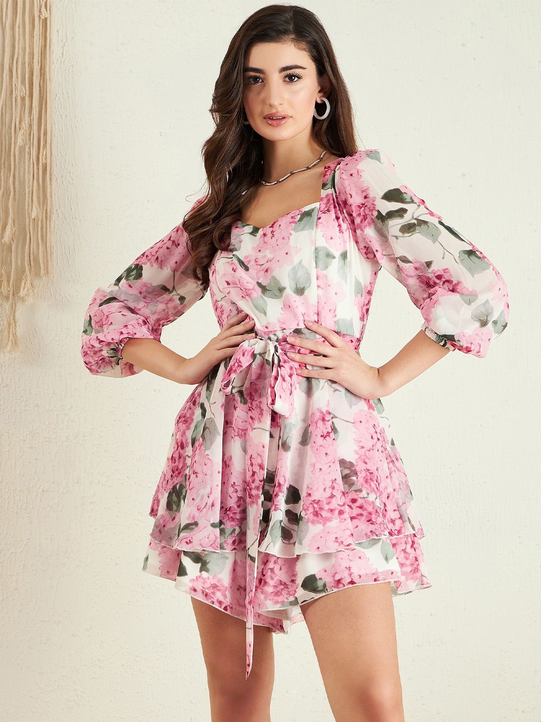 Berrylush White Floral Printed Sweetheart Neck Layered Detailed Playsuit With Belt