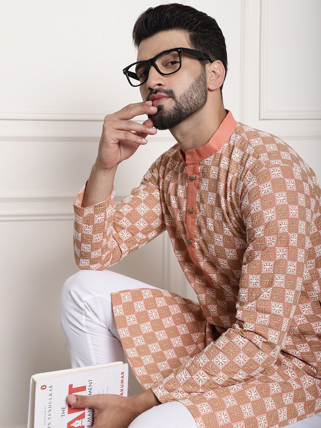 SOJANYA Ethnic Motifs Embroidered Mandarin Collar Kurta