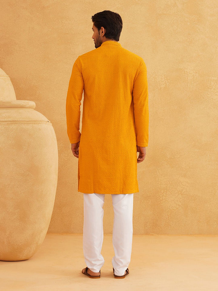 SOJANYA Geometric Embroidered Thread Work Pure Cotton Straight Kurta