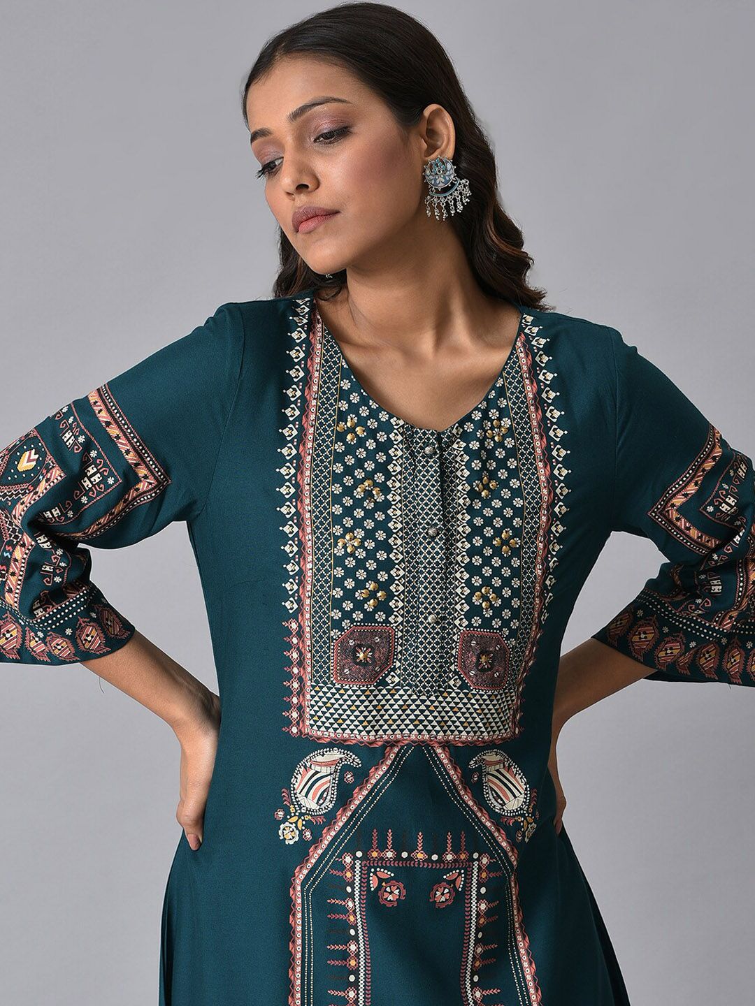 W Ethnic Motifs Printed Beads and Stones Work Straight Kurta with Trousers