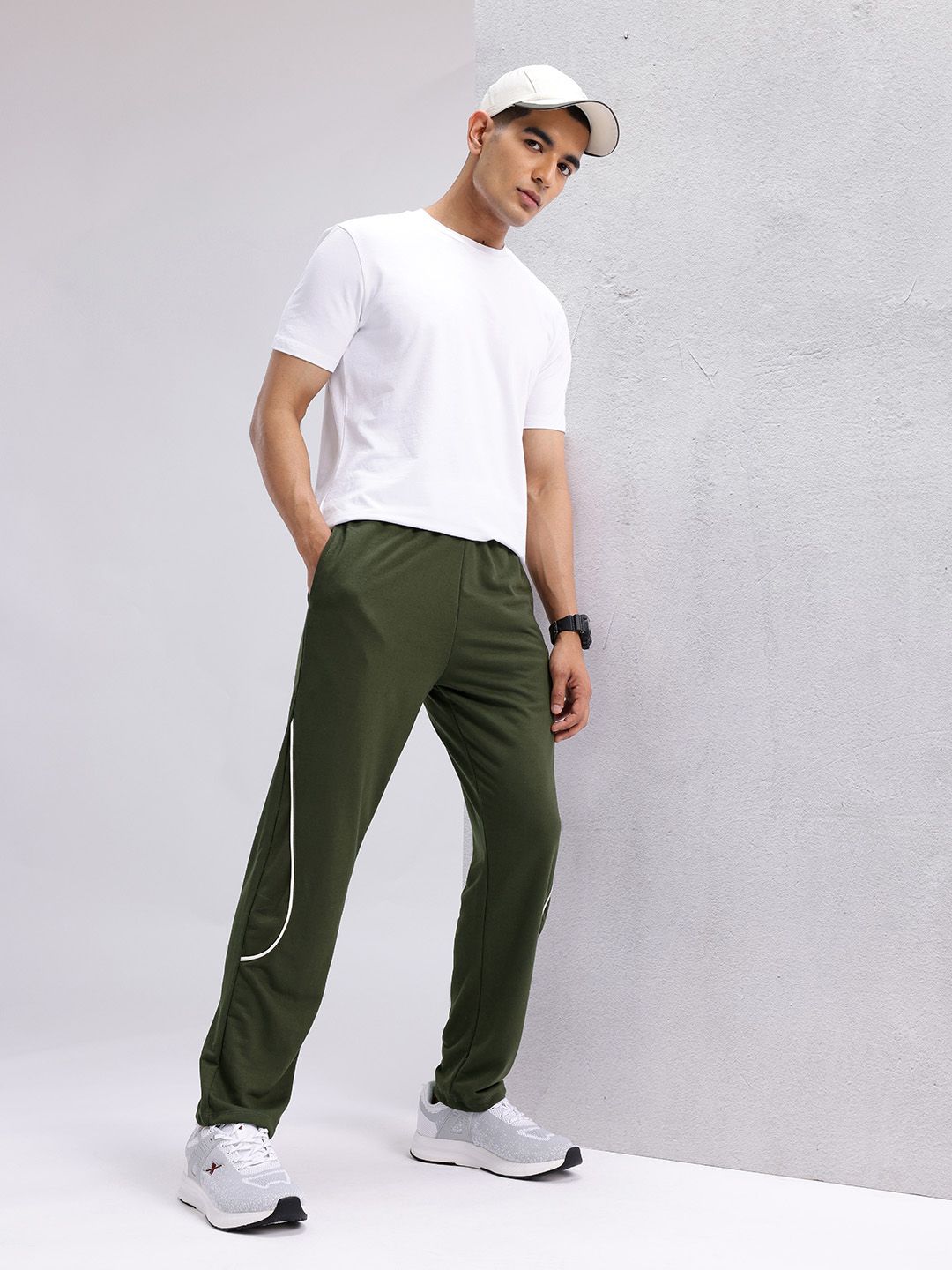 HRX by Hrithik Roshan Men Regular Fit Track pants