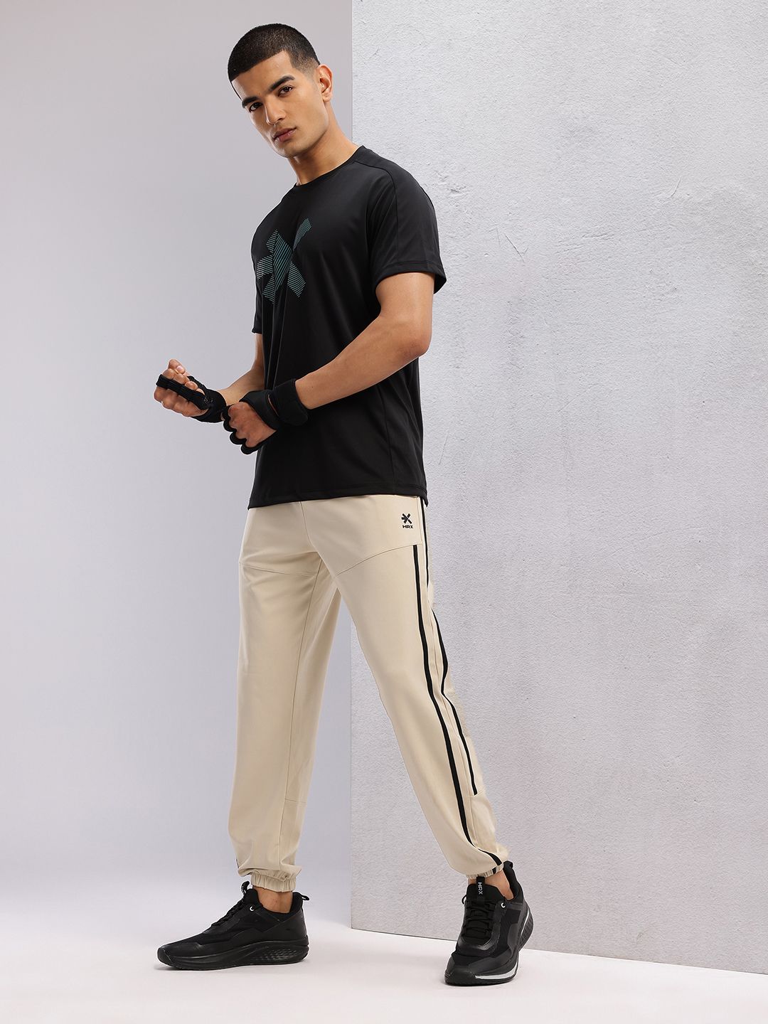 HRX by Hrithik Roshan Men Side-Stripes Rapid-Dry Training Joggers