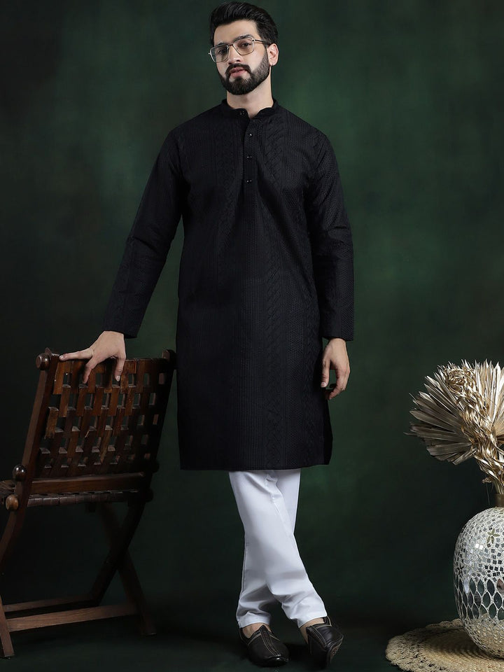 SOJANYA Ethnic Motifs Embroidered Mandarin Collar Thread Work Cotton Straight Kurta