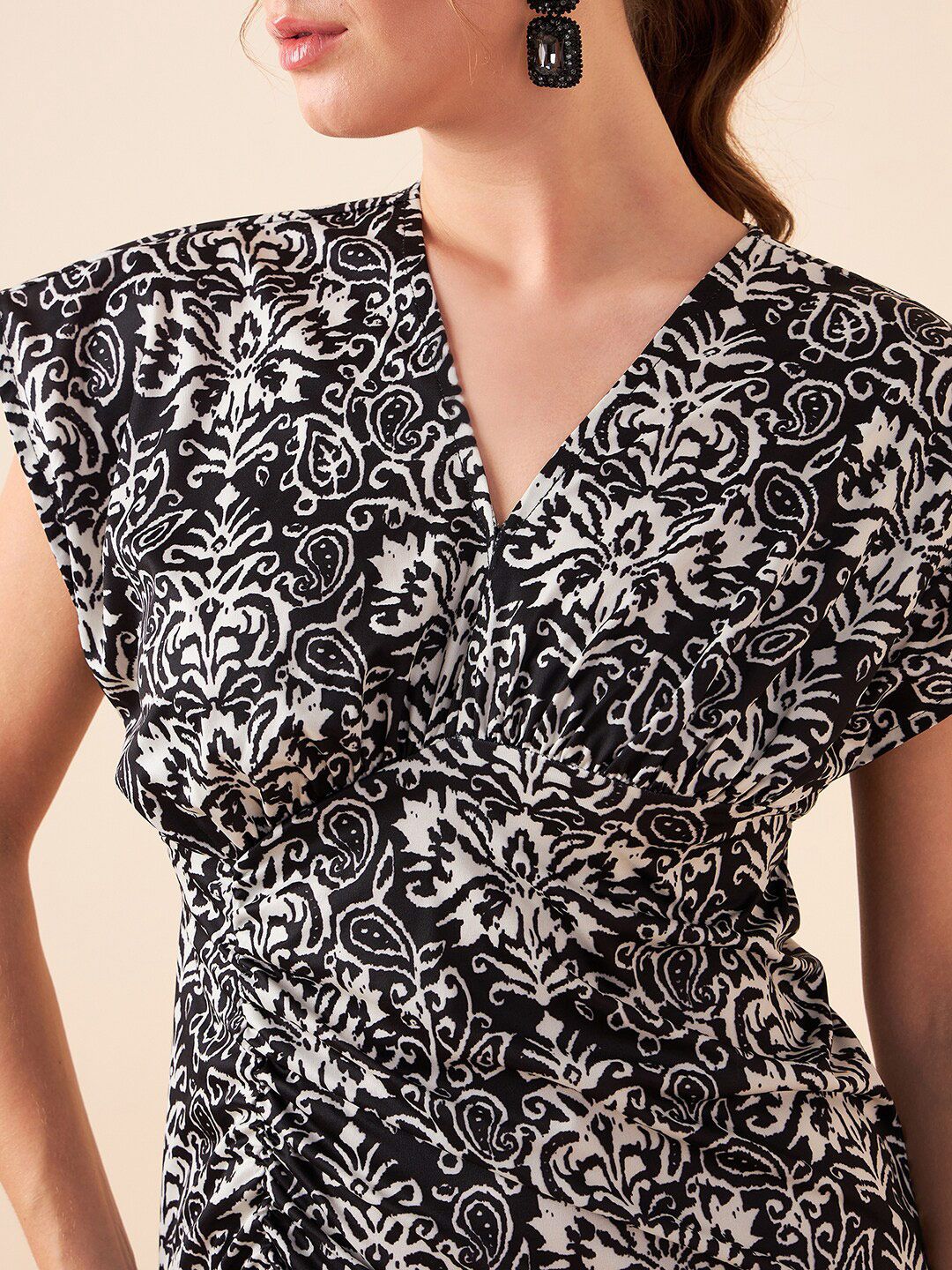 Antheaa Black Ethnic Motifs Printed V-Neck Sheath Midi Dress