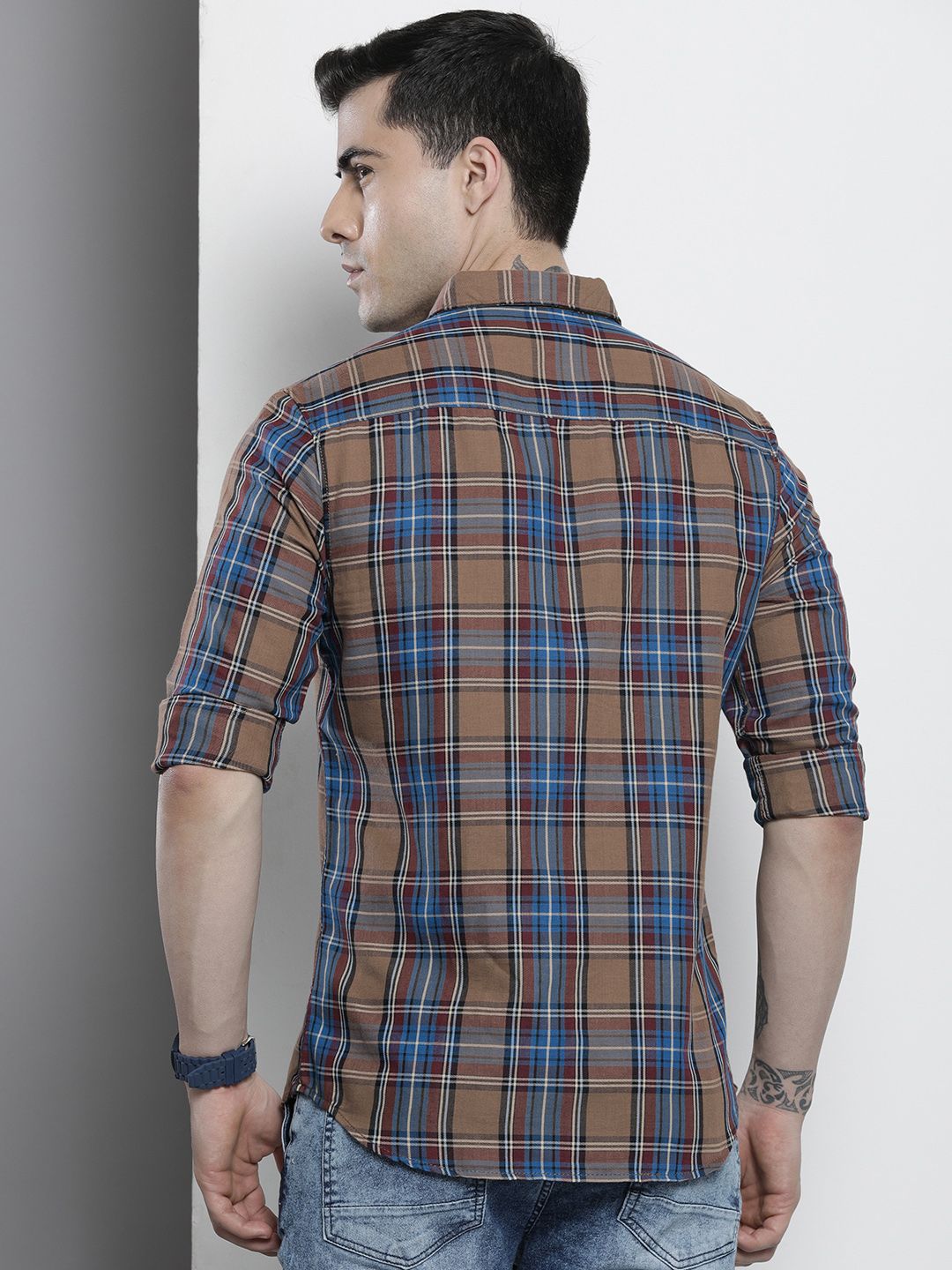 The Indian Garage Co Men Checked Casual Shirt