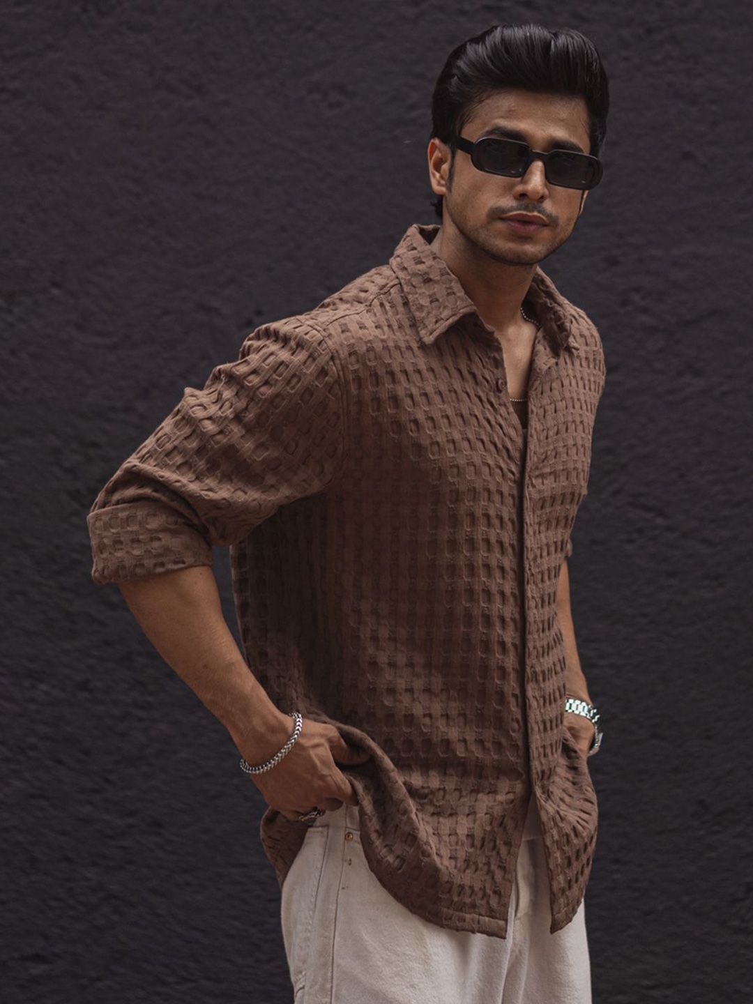 Powerlook Men Popcorn Texture Spread Collar Casual Shirt
