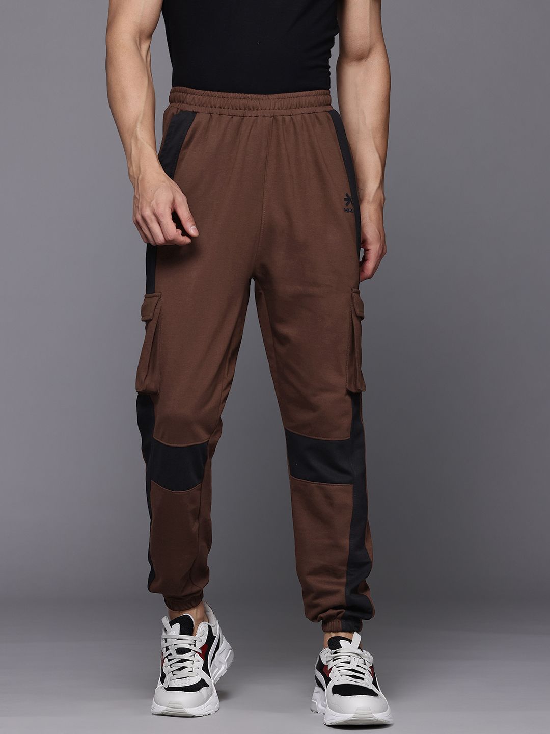 HRX by Hrithik Roshan Men Colourblocked Mid-Rise Cargo Style Lifestyle Joggers