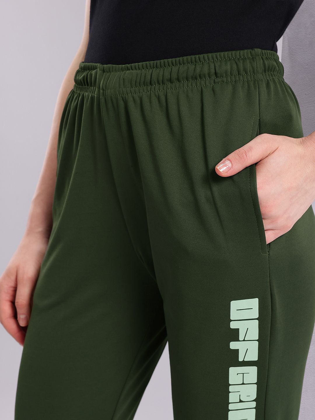 HRX by Hrithik Roshan Women Typography Printed Lifestyle Joggers