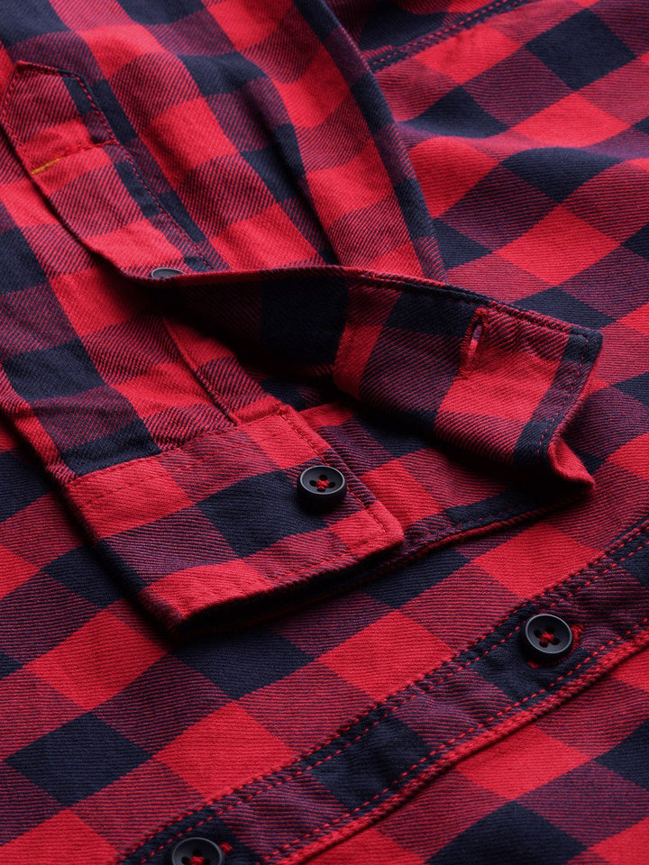 The Indian Garage Co Men Red & Blue Regular Fit Checked Casual Shirt