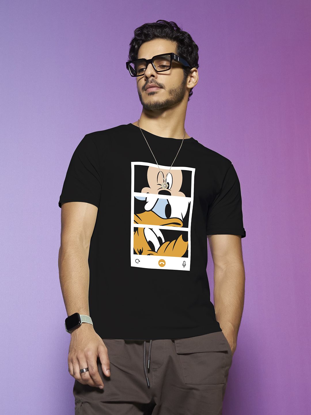 Bewakoof Official Disney Merchandise Mickey Trio Call (Dl) Graphic Printed T-Shirt
