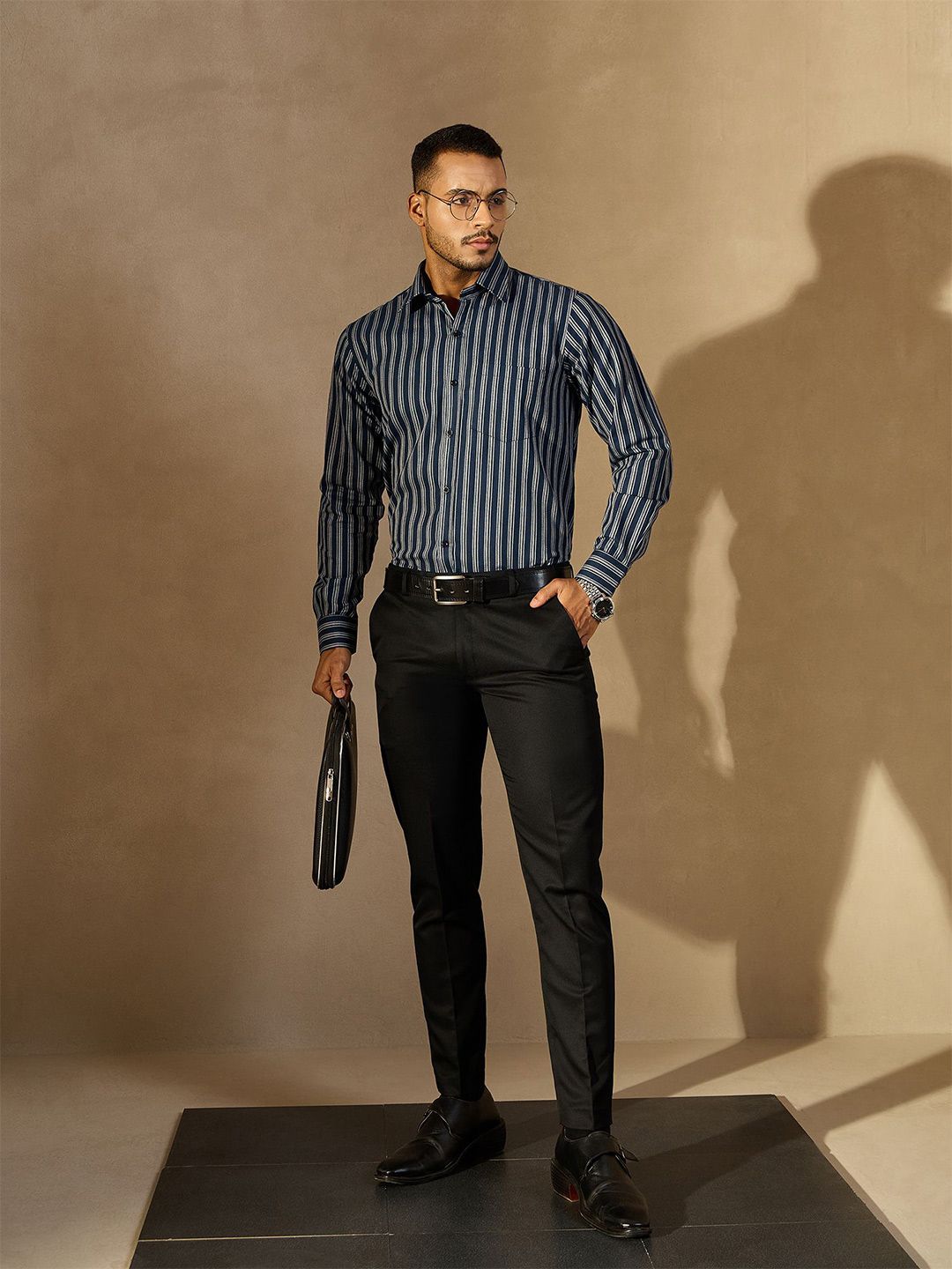 DENNISON Men Vertical Stripes Spread Collar Long Slevees Casual Shirt