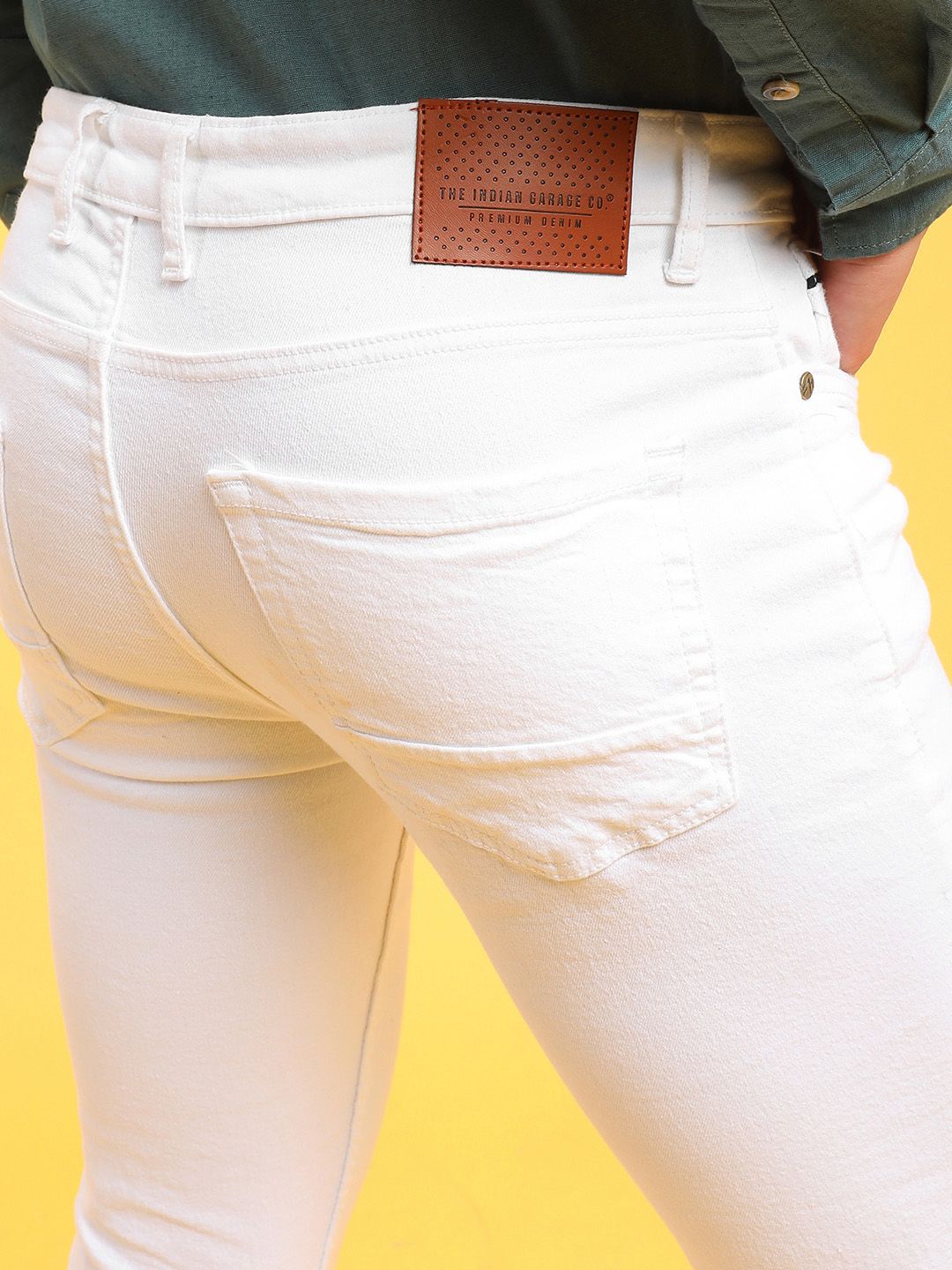 The Indian Garage Co Men White Slim Fit Mid-Rise Clean Look Stretchable Jeans
