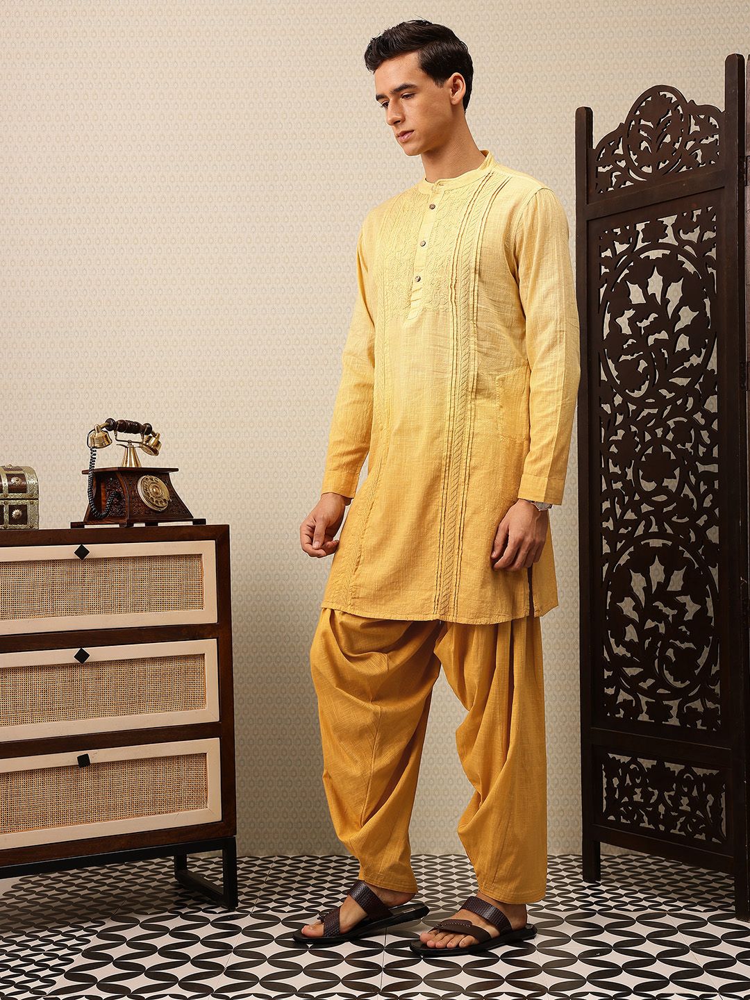 House of Pataudi Floral Embroidered Pure Cotton Jashn Kurta With Salwar