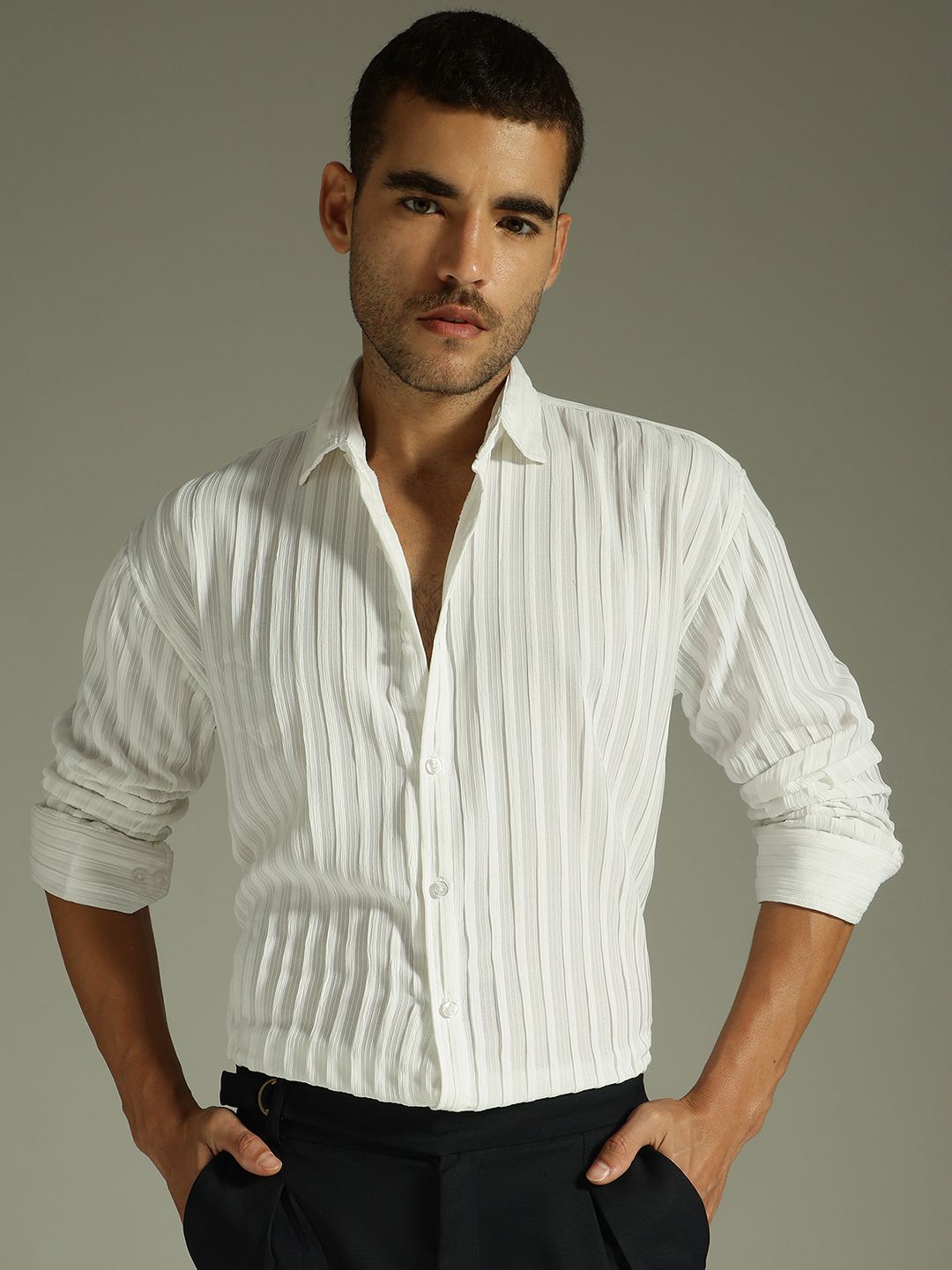 DENNISON Stretchable Pleated Drop Shoulder Casual Shirt