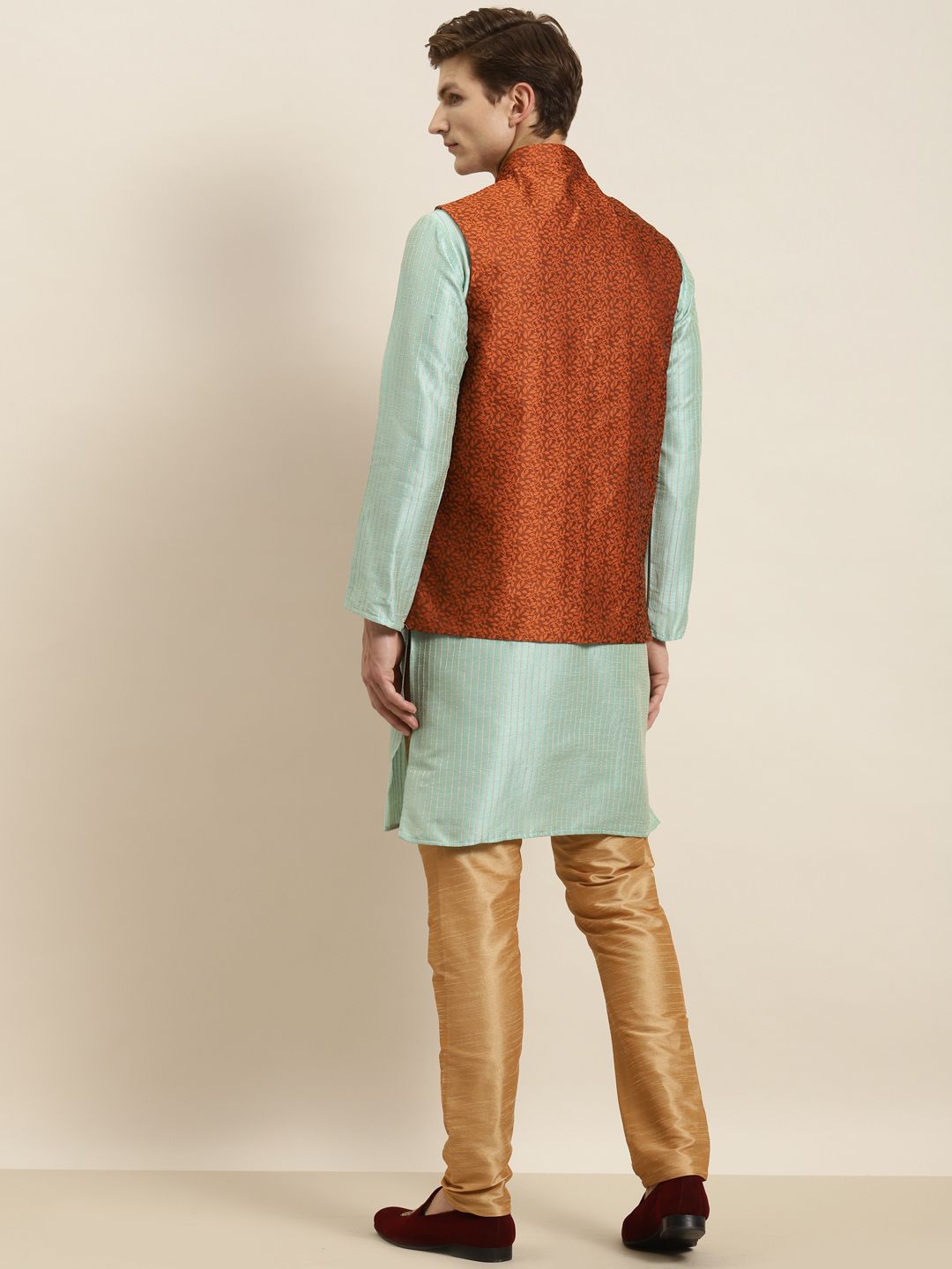 SOJANYA Men Sea Green Striped Kurta with Churidar
