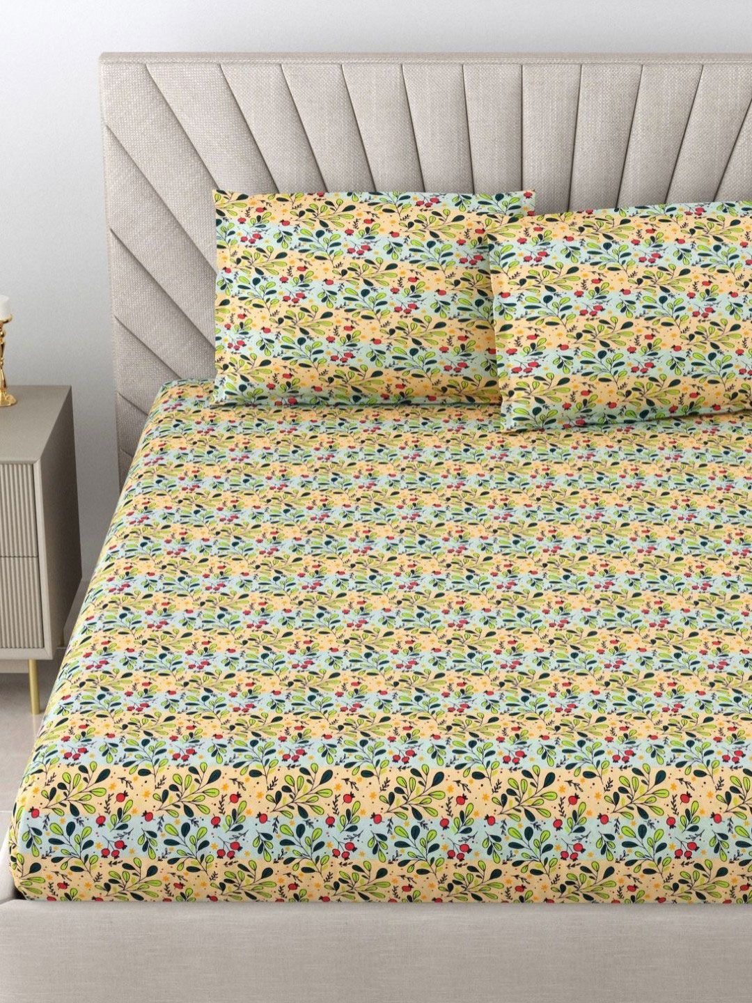 BOMBAY DYEING Dream Lover Green Floral 104 TC Cotton Queen Bedsheet Set-2.24 m X 2.54 m