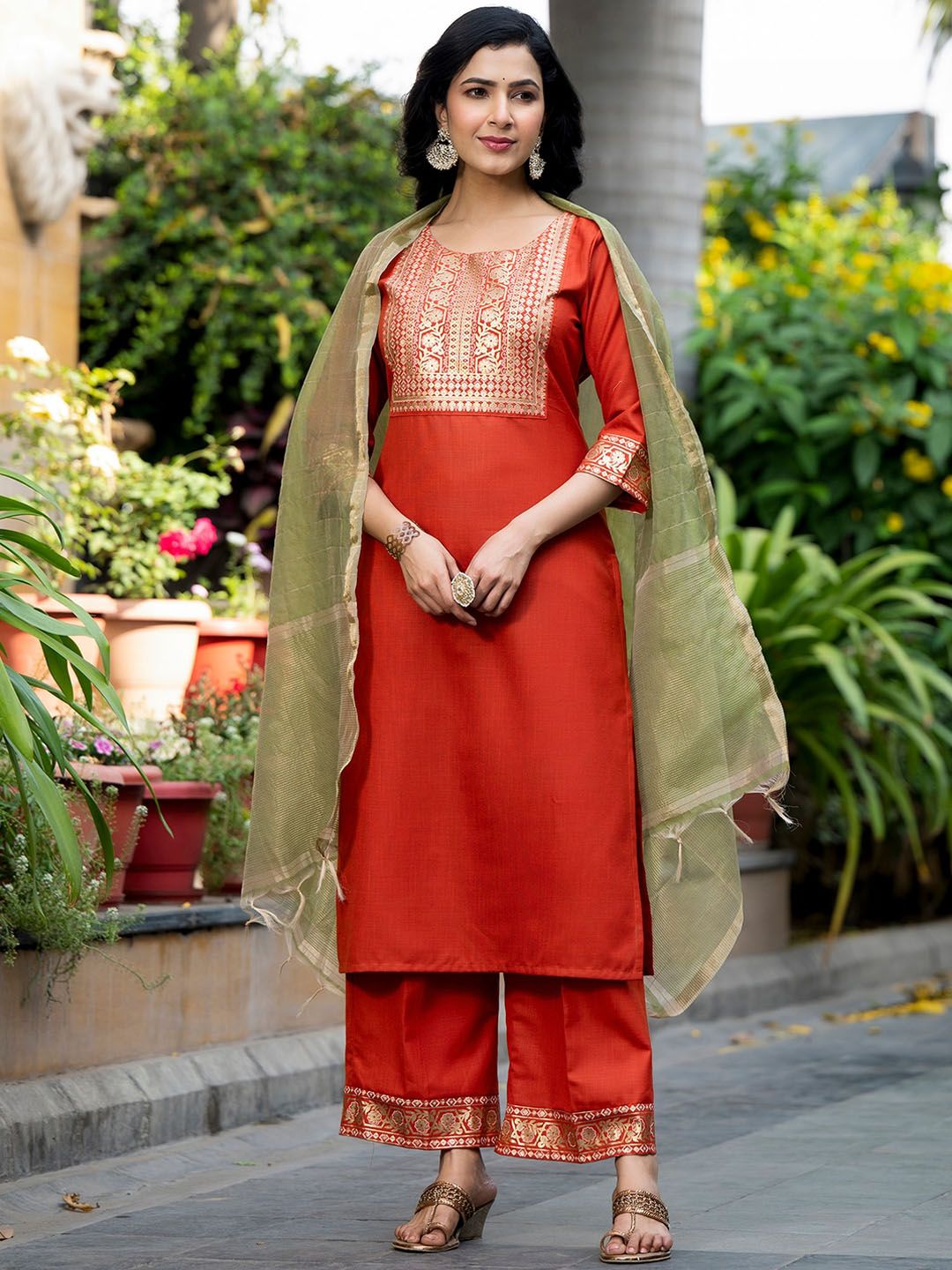 Vishudh Ethnic Motifs Yoke Design Regular Thread Work Kurta with Palazzo & Dupatta