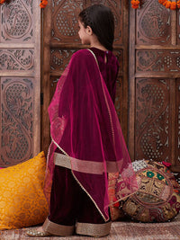pspeaches Girls Regular Gotta Patti Velvet Kurta with Salwar & With Dupatta