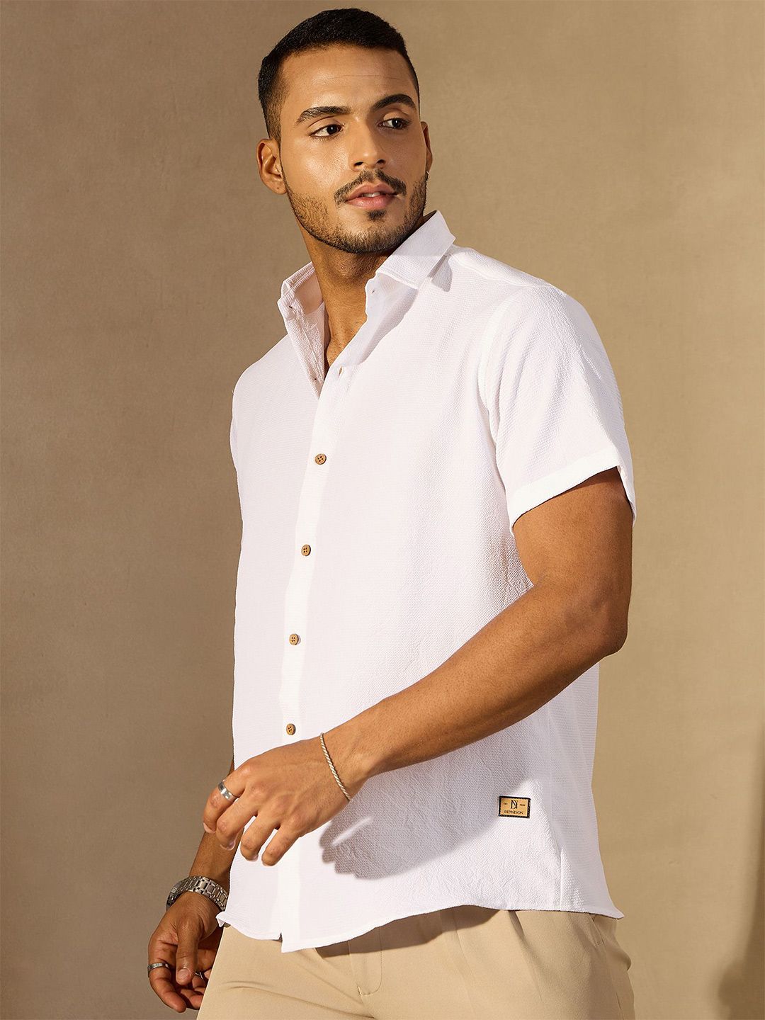 DENNISON Men Solid Spread Collar Oversized Smart Casual Shirt
