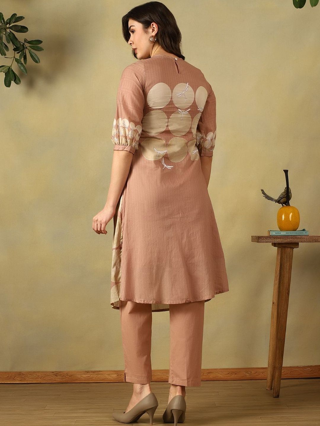 Mamicha Women Printed Pleated Pure Cotton Kurta with Seluar
