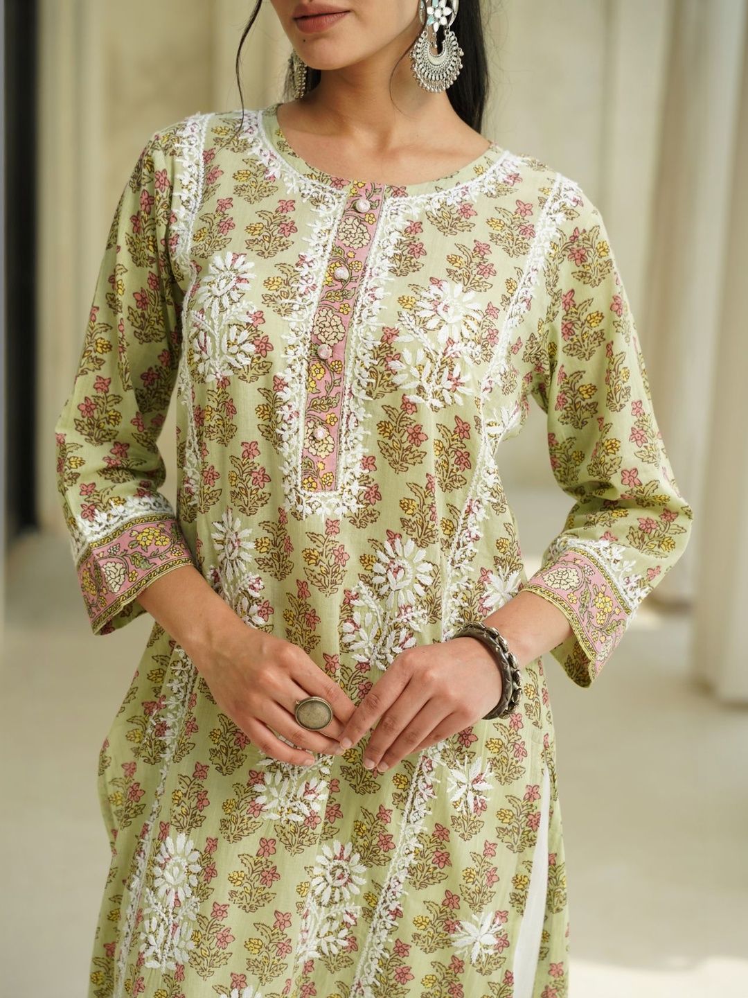 House of Chikankari Women Floral Printed Thread Work Indie Prints Kurta