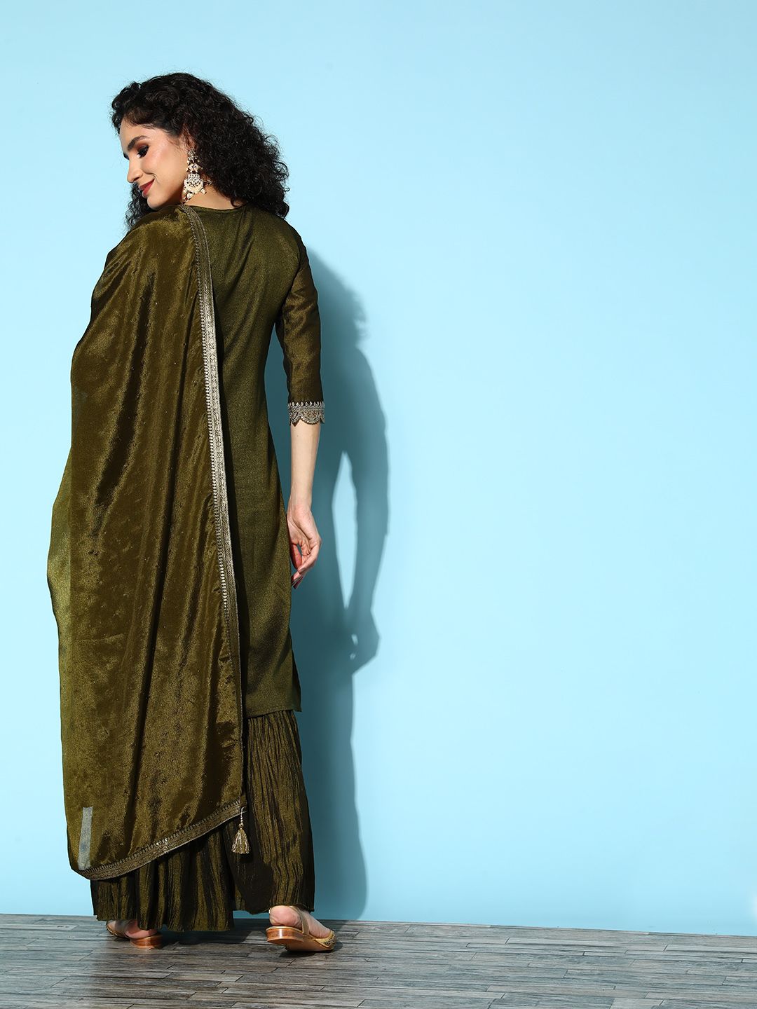 Libas Women Floral Silk Blend Hyper Texture Kurta Set
