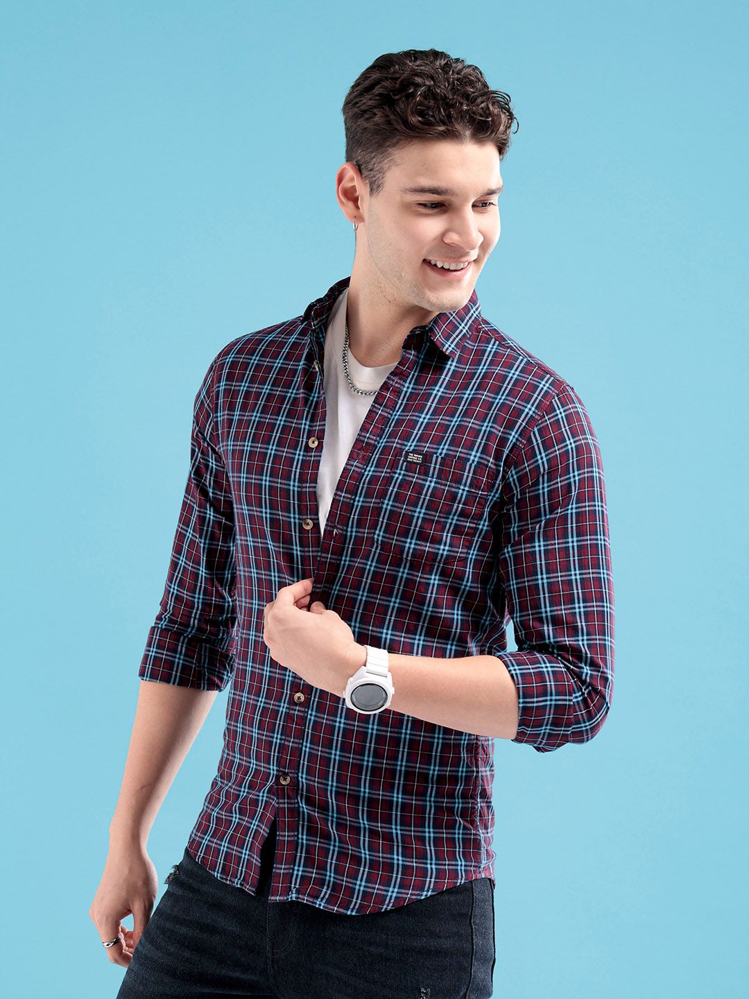 The Indian Garage Co Men Maroon & Blue Regular Fit Checked Casual Shirt