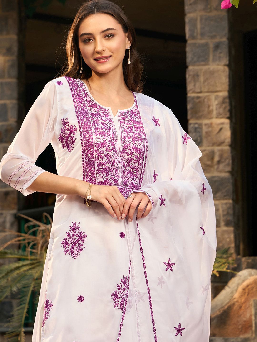 Indo Era Floral Embroidered Regular Thread Work Kurta with Trousers & Dupatta