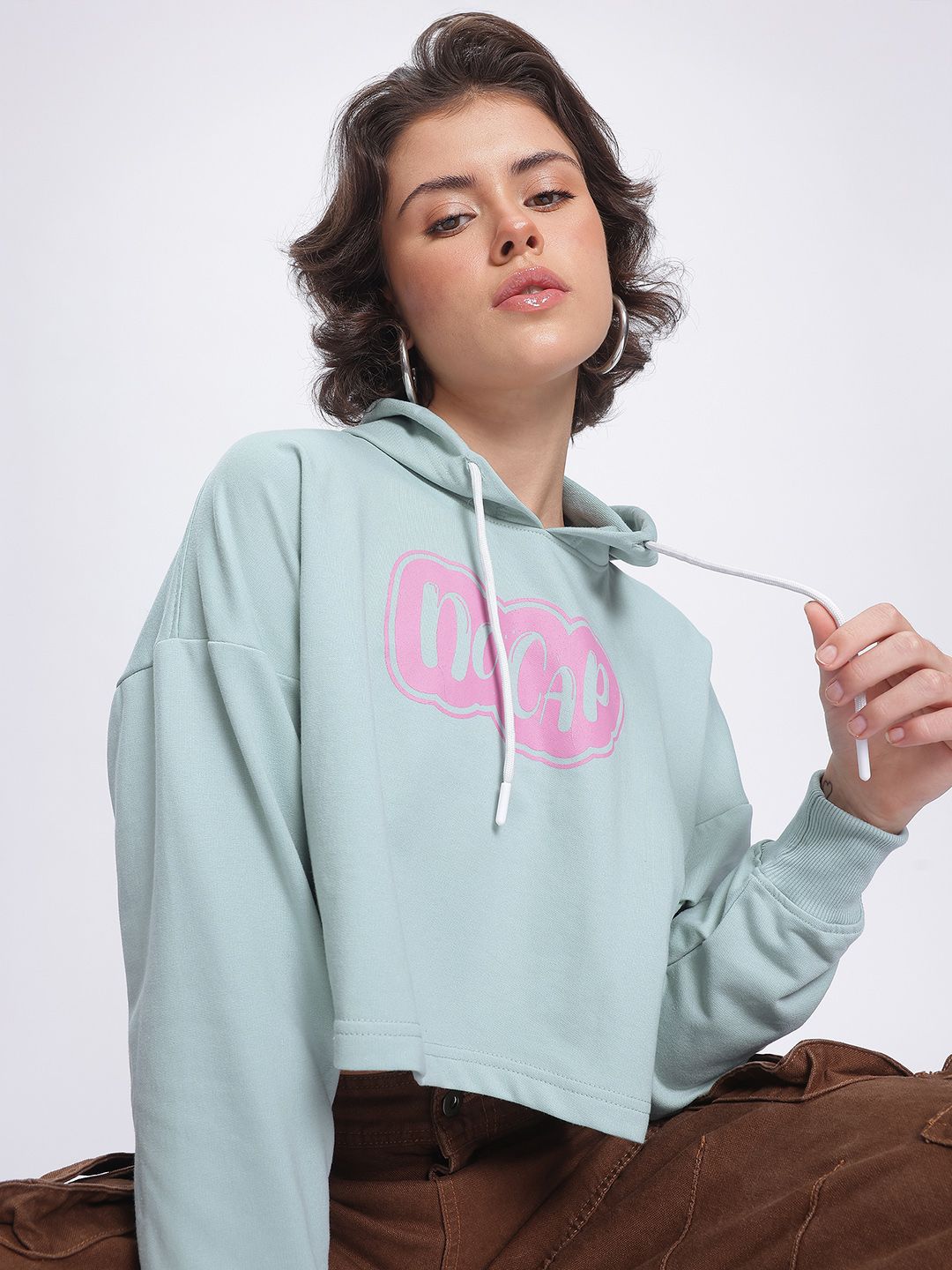 DressBerry Boxy Printed Hooded Cropped Sweatshirt