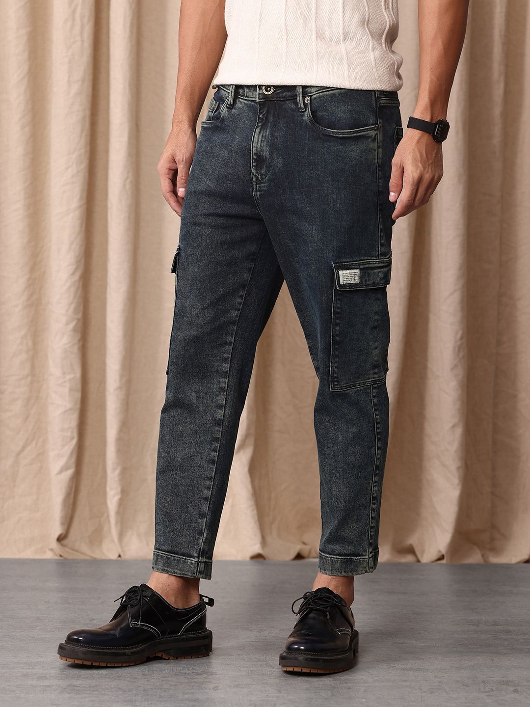 Mr Bowerbird Men Tapered Fit Mid-Rise Light Fade Cropped Stretchable Cargo Styles Jeans