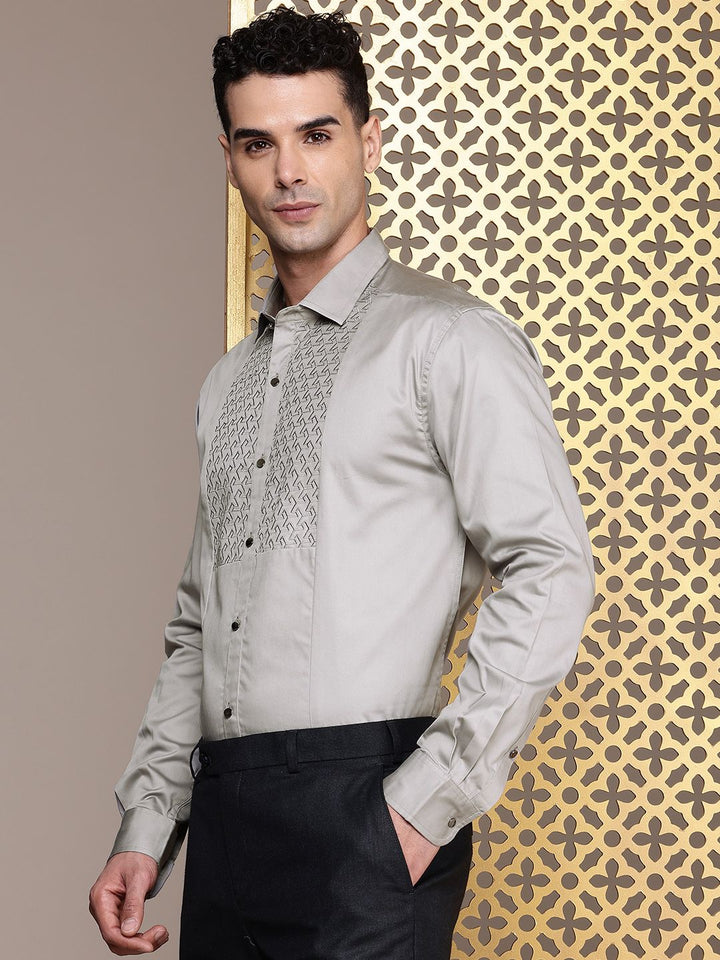 House of Pataudi Pure Cotton Geometric Embroidered Party Shirt