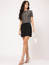 DressBerry Soft Streetwear Frayed Studded Top