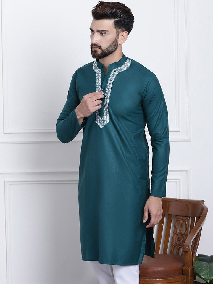 SOJANYA Mandarin Collar Straight Kurta