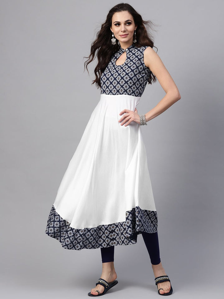 SOJANYA Wanita Navy Blue & White Yoke Design Anarkali Kurta