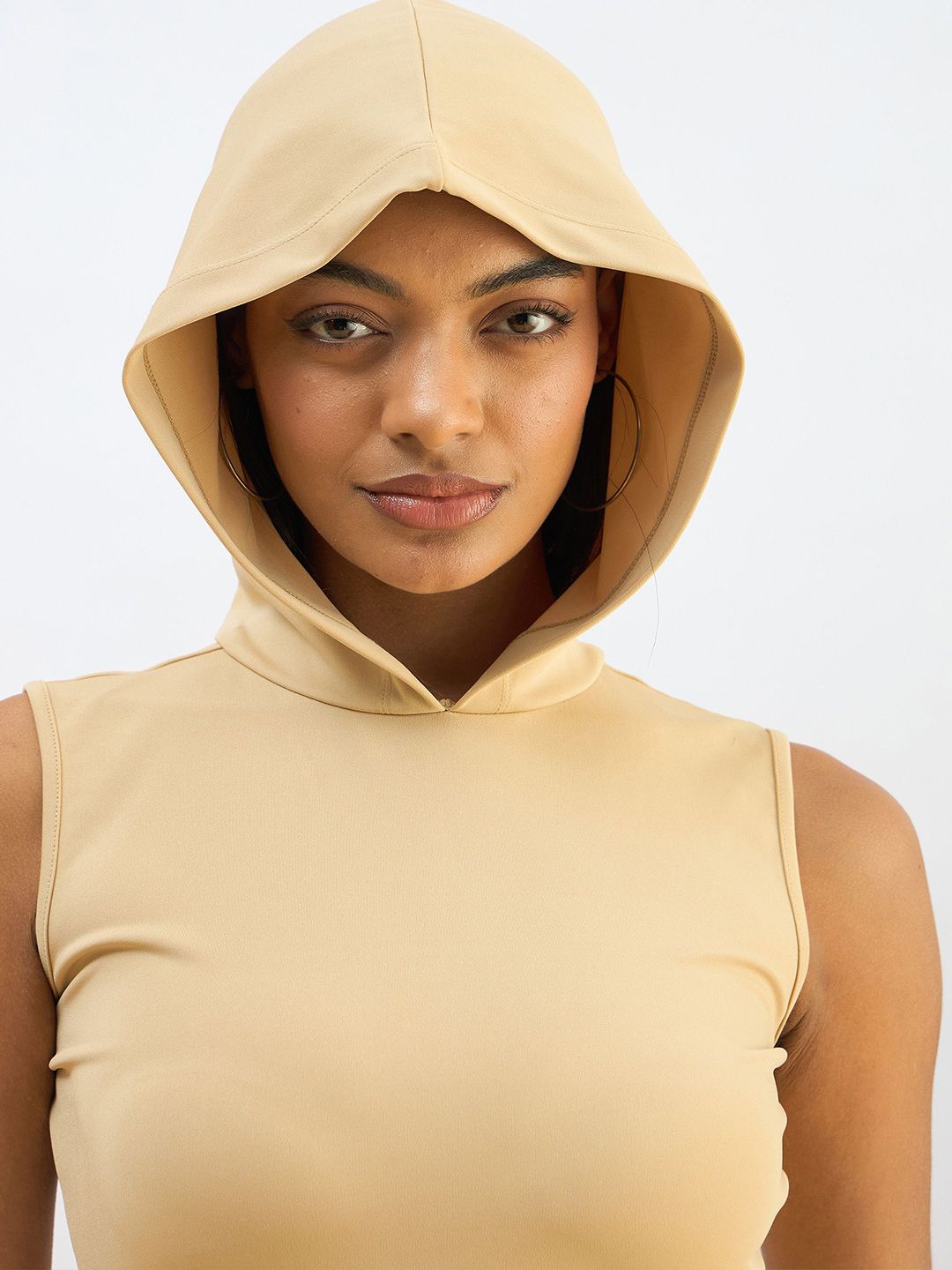 SASSAFRAS BASICS Bodycon Hooded Midi Dress
