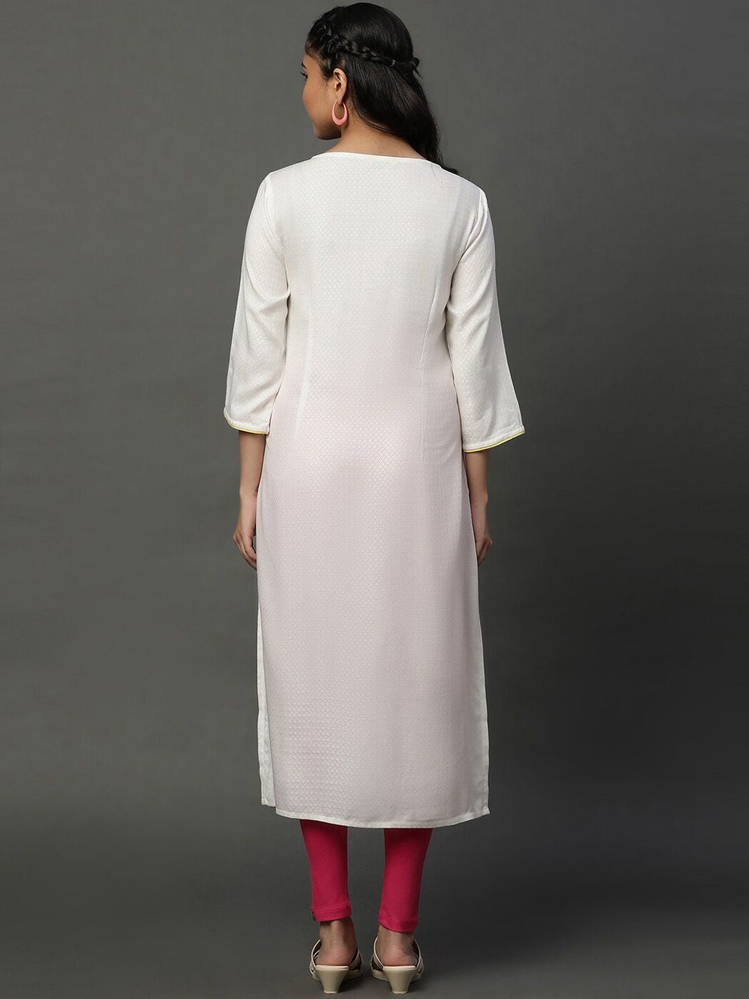 AURELIA Floral Embroidered Straight Kurta